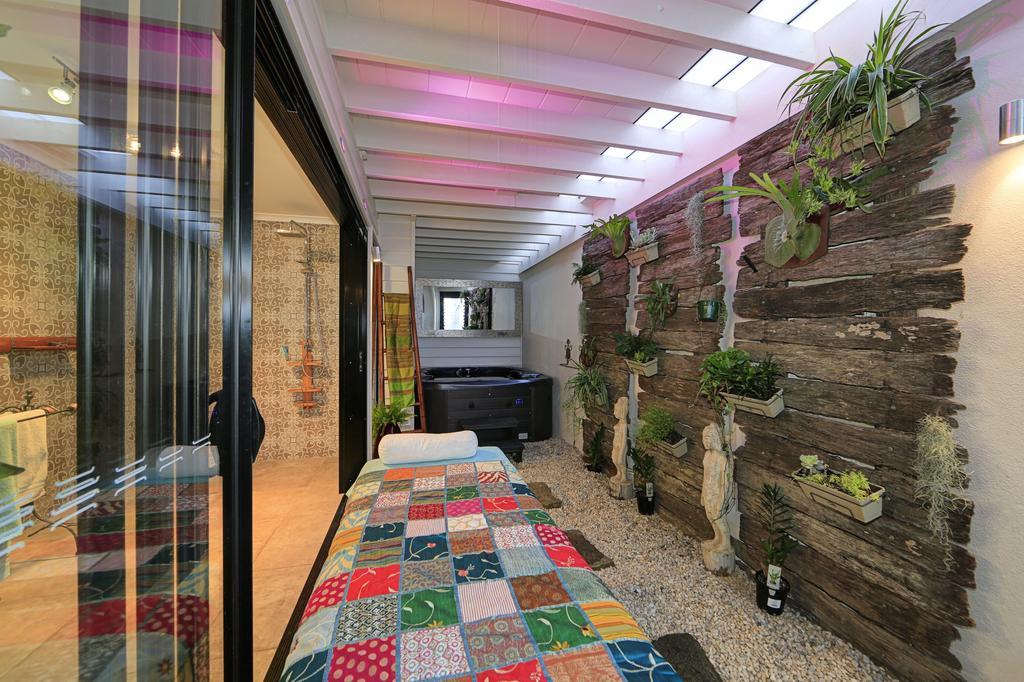 Zen Beach Retreat Hotel Bargara Luaran gambar
