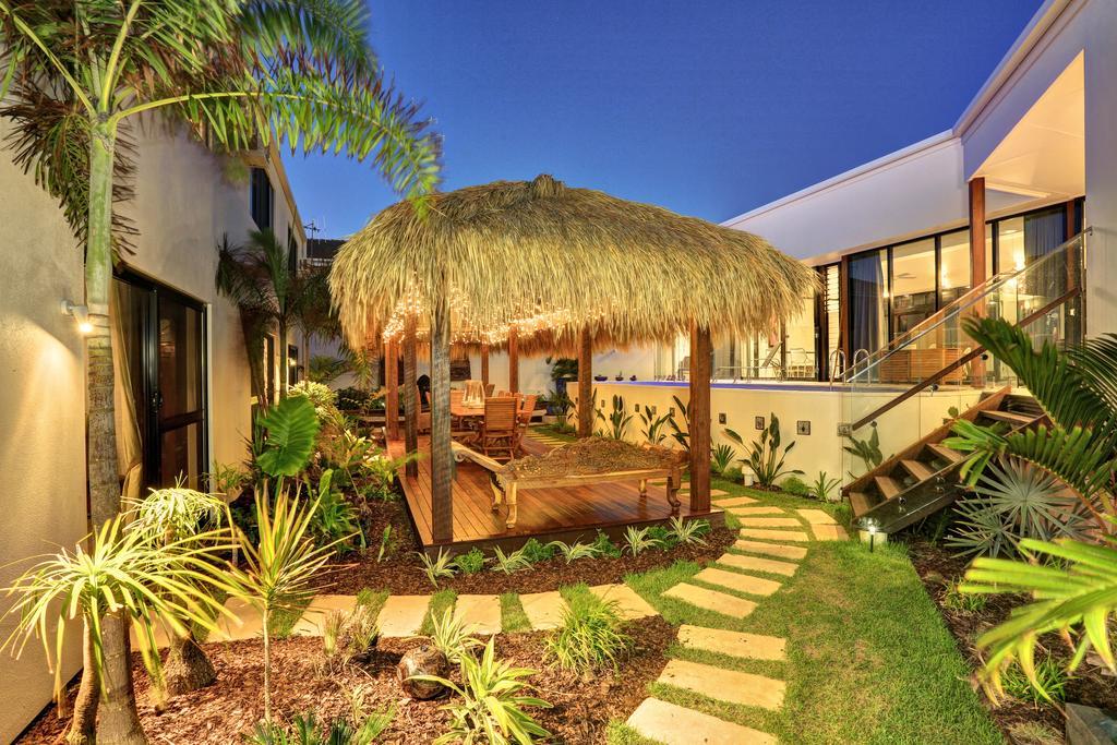 Zen Beach Retreat Hotel Bargara Luaran gambar